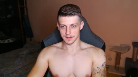 Vampire online show from October 2025 03:47:01 AM