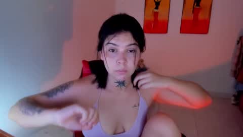 Stefany online show from September 2025 06:41:02 PM