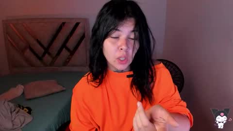 Stefany online show from March 2026 01:18:01 PM