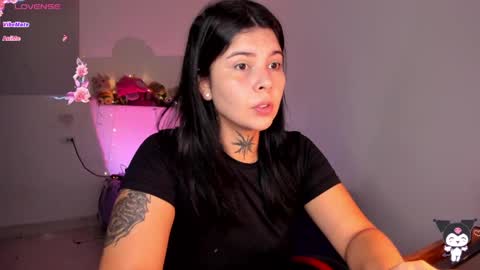 Stefany online show from May 2026 02:22:01 PM
