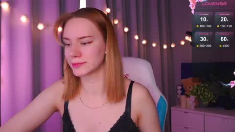 Snapshot of _ramona__ chatting on January 2025 09:37:02 AM im Amy online show from January 2025 09:37:02 AM