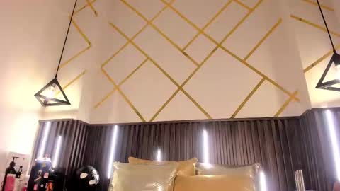 rebecca online show from November 2025 02:07:02 PM