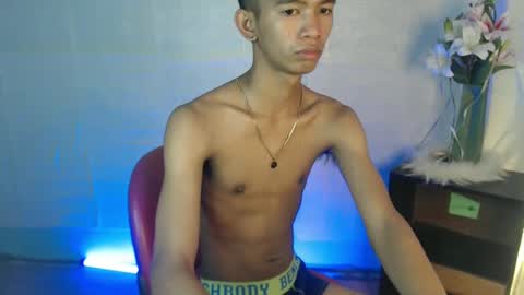 Snapshot of _rellvanxx chatting on March 2025 10:10:01 PM _rellvanxx online show from March 2025 10:10:01 PM