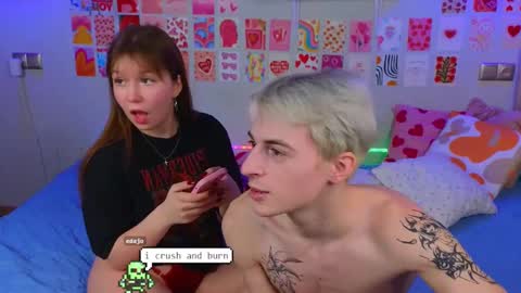 Snapshot of _reverse_gang_ chatting on February 2025 01:13:02 PM LISSAPVT IS OPEN online show from February 2025 01:13:02 PM