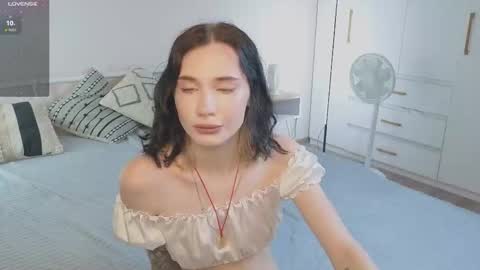 Snapshot of _reverse_gang_ chatting on September 2025 04:47:01 AM LISSAPVT IS OPEN online show from September 2025 04:47:01 AM