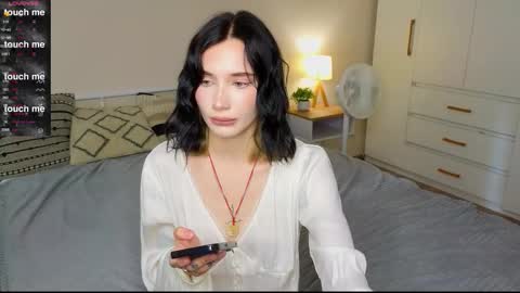 Snapshot of _reverse_gang_ chatting on October 2025 06:20:02 AM LISSAPVT IS OPEN online show from October 2025 06:20:02 AM