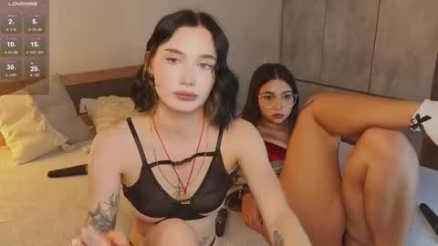 Snapshot of _reverse_gang_ chatting on October 2025 02:57:02 PM LISSAPVT IS OPEN online show from October 2025 02:57:02 PM