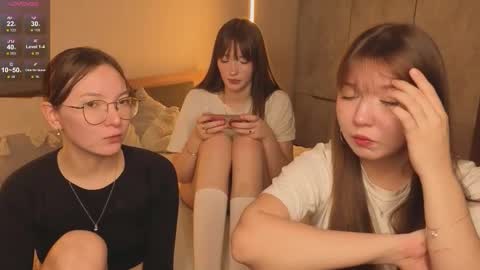 LISSAPVT IS OPEN online show from November 2025 04:06:02 PM