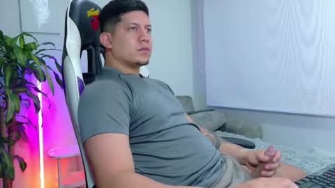 Snapshot of _robertobaggio chatting on February 2026 01:06:01 PM Roberto online show from February 2026 01:06:01 PM