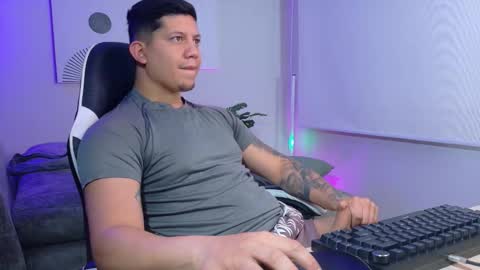 Snapshot of _robertobaggio chatting on March 2026 01:06:02 PM Roberto online show from March 2026 01:06:02 PM