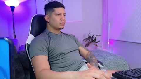 Snapshot of _robertobaggio chatting on April 2026 12:47:02 PM Roberto online show from April 2026 12:47:02 PM