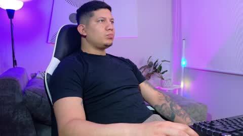 Snapshot of _robertobaggio chatting on April 2026 12:36:01 PM Roberto online show from April 2026 12:36:01 PM