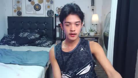 _robinmartinxx online show from February 2025 02:42:02 PM