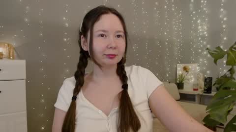 Snapshot of _rosie_cheeks_ chatting on January 2025 07:38:01 PM See you online show from January 2025 07:38:01 PM