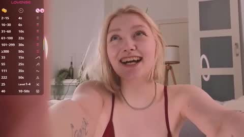 Snapshot of _rude_girl_ chatting on October 2025 04:06:02 PM Eve online show from October 2025 04:06:02 PM