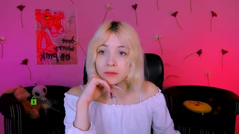 Snapshot of _sabrina_moore chatting on May 2026 08:21:02 AM sabrina online show from May 2026 08:21:02 AM