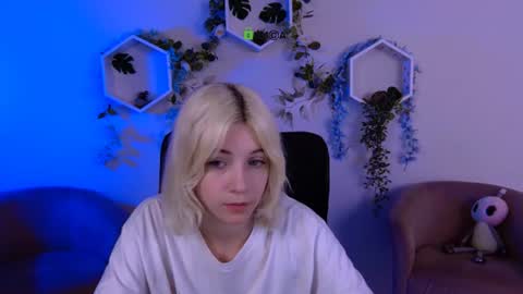 sabrina  online show from June 2026 06:51:02 PM