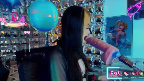 Zacura online show from October 2025 11:13:02 PM