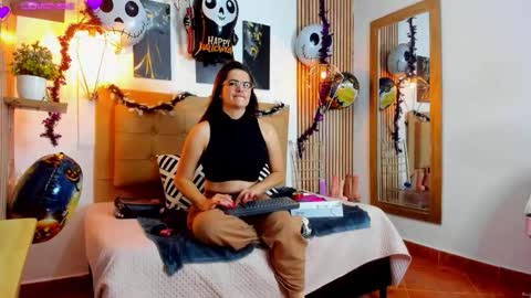 Snapshot of _samanthaa_foxx chatting on October 2025 10:49:02 AM SAMANTHA FOX online show from October 2025 10:49:02 AM