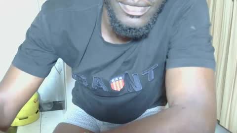 Snapshot of _sambo_ chatting on March 2025 09:18:02 PM _sambo_ online show from March 2025 09:18:02 PM