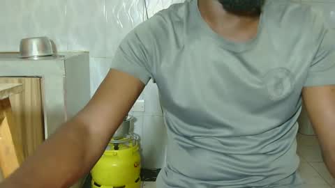 Snapshot of _sambo_ chatting on March 2025 03:16:02 PM _sambo_ online show from March 2025 03:16:02 PM