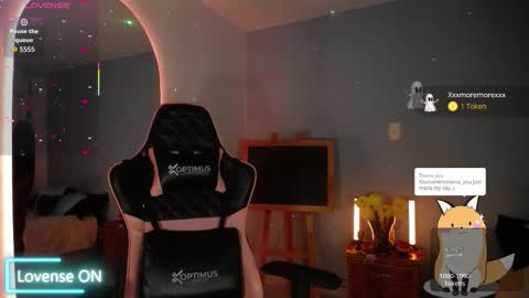 Snapshot of _santalove_ chatting on March 2026 11:23:02 PM SantaLove online show from March 2026 11:23:02 PM