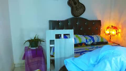 santi online show from March 2026 07:25:02 AM