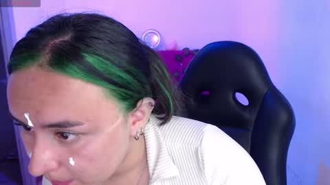 Snapshot of _sashagreey chatting on October 2025 05:10:02 PM Sasha Greey online show from October 2025 05:10:02 PM