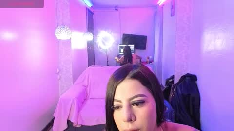 Selena  online show from March 2026 10:38:01 PM