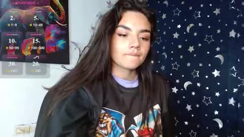 Snapshot of _serendepia_ chatting on November 2025 05:50:02 AM Serendipia online show from November 2025 05:50:02 AM