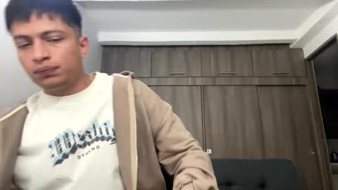 Juan Pablo-independent model online show from February 2026 04:49:02 AM