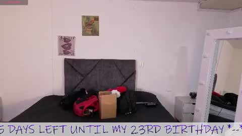 _sharlotte777 online show from June 2026 12:24:02 PM