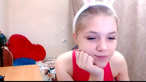 Snapshot of _shy_bunny__ chatting on January 2025 11:01:02 AM Mari online show from January 2025 11:01:02 AM