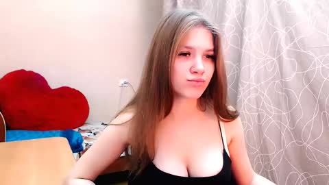 Snapshot of _shy_bunny__ chatting on February 2025 11:10:02 AM Mari online show from February 2025 11:10:02 AM