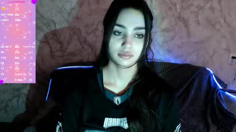 Snapshot of _shynikki chatting on October 2025 02:56:01 AM _shynikki online show from October 2025 02:56:01 AM