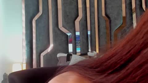 _silvia_vega_ online show from December 2024 02:22:01 PM