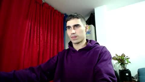 _skyleer_ online show from March 2026 12:15:01 AM