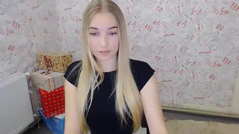 Snapshot of _snow_queen__ chatting on February 2025 11:45:02 AM Rachel online show from February 2025 11:45:02 AM