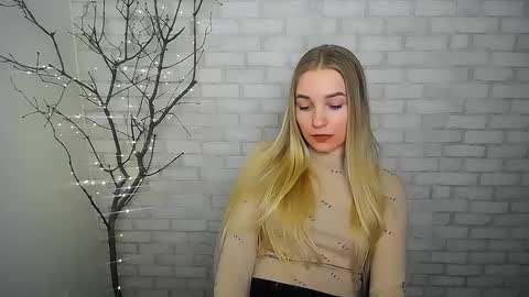 Snapshot of _snow_queen__ chatting on March 2025 05:18:01 PM Rachel online show from March 2025 05:18:01 PM