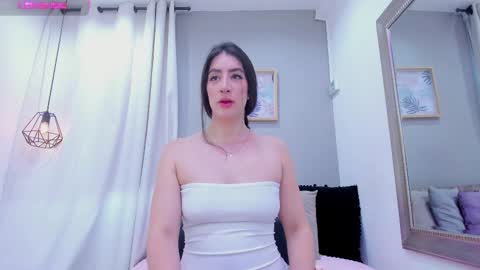    640  200   online show from October 2025 11:52:02 AM