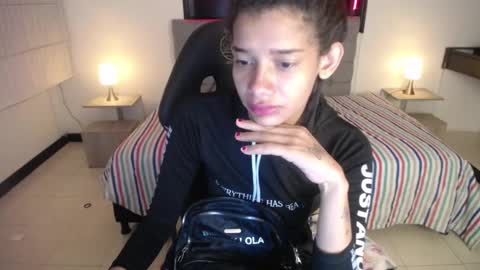 Snapshot of _sofia_martinez_ chatting on December 2024 12:23:02 PM Sofia online show from December 2024 12:23:02 PM