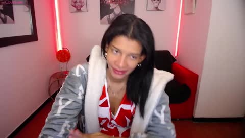 Snapshot of _sofia_martinez_ chatting on January 2025 01:04:02 PM Sofia online show from January 2025 01:04:02 PM