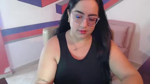 Snapshot of _sofiajones_ chatting on February 2025 01:48:01 PM SOFIA online show from February 2025 01:48:01 PM