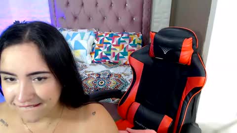 Snapshot of _sofiajones_ chatting on March 2025 04:35:01 PM SOFIA online show from March 2025 04:35:01 PM
