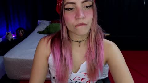 Snapshot of _sofiapink chatting on December 2024 10:53:02 PM Sofia online show from December 2024 10:53:02 PM