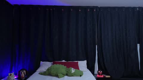 Snapshot of _sofiapink chatting on December 2024 01:58:01 AM Sofia online show from December 2024 01:58:01 AM