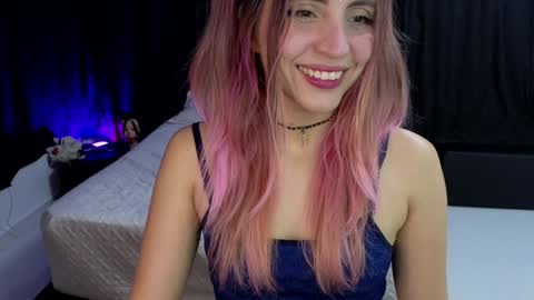 Snapshot of _sofiapink chatting on December 2024 03:32:01 AM Sofia online show from December 2024 03:32:01 AM