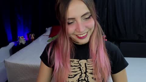 Snapshot of _sofiapink chatting on December 2024 11:28:02 PM Sofia online show from December 2024 11:28:02 PM