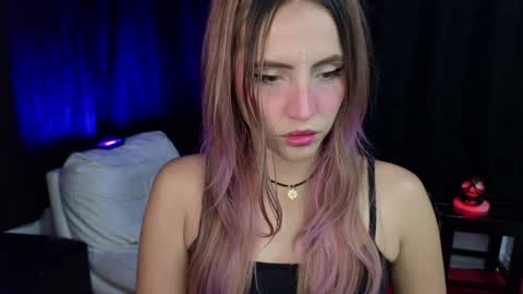 Snapshot of _sofiapink chatting on December 2024 10:40:02 PM Sofia online show from December 2024 10:40:02 PM