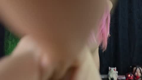 Snapshot of _sofiapink chatting on January 2025 10:48:01 PM Sofia online show from January 2025 10:48:01 PM